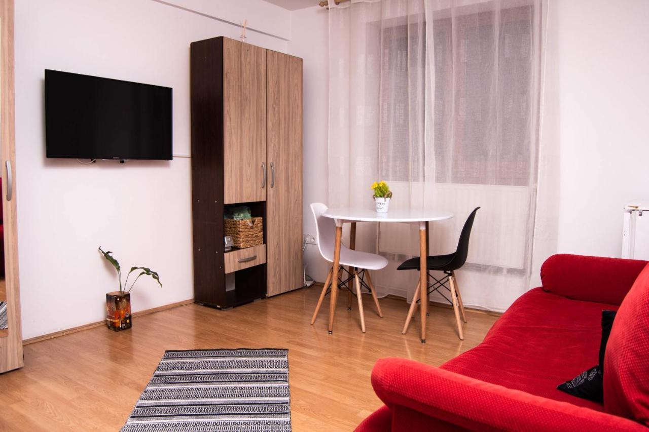Butterfly Apartment-Hidden Gem In The Heart Of Târgu-Mureş Exterior foto